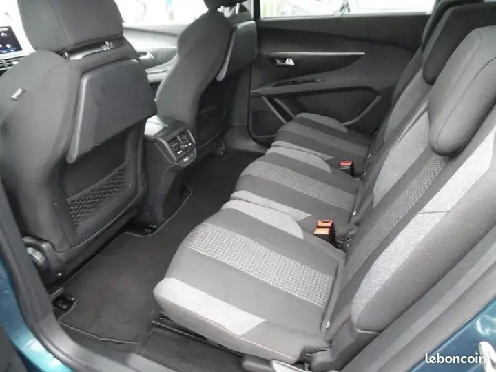Peugeot 5008 2019 photo 4