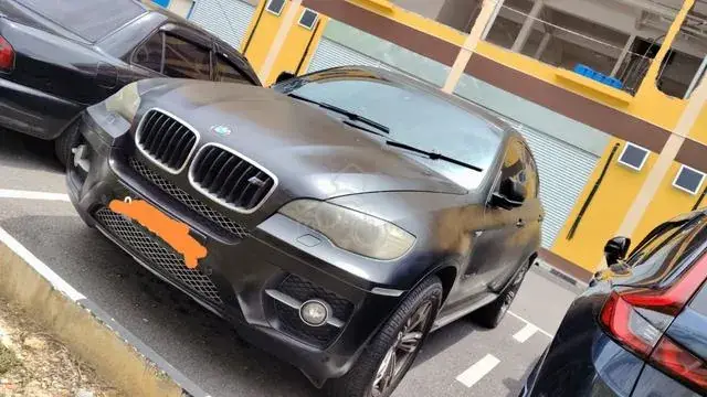 BMW X6