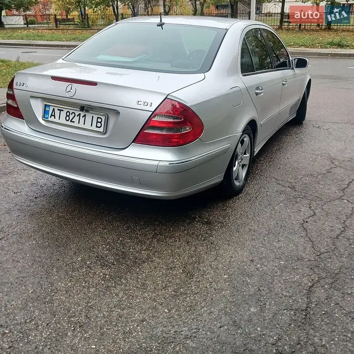 Mercedes-Benz E-Class 2002 photo 5