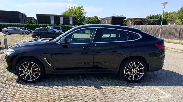 BMW X4 2019 photo 2