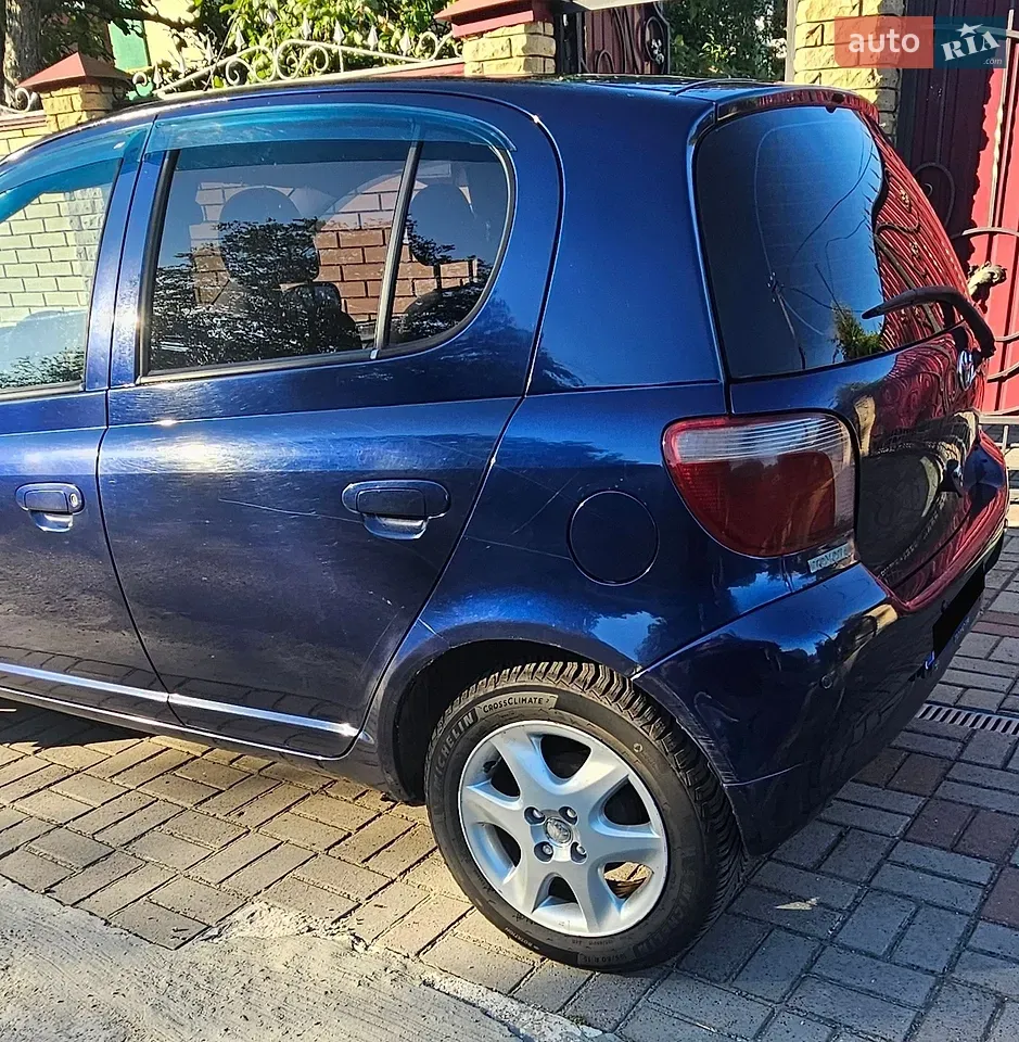 Toyota Yaris 2000 photo 5