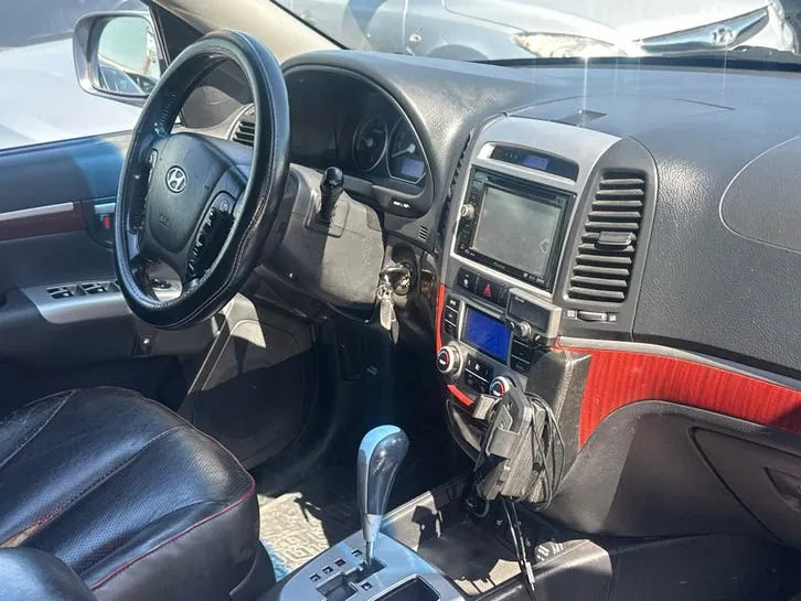 Hyundai Santa Fe 2007 photo 2