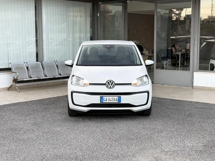 Volkswagen Up 2020 photo 2