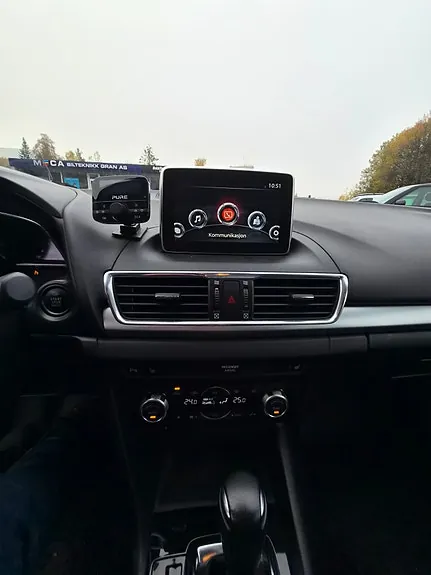 Mazda 3 2015 photo 5