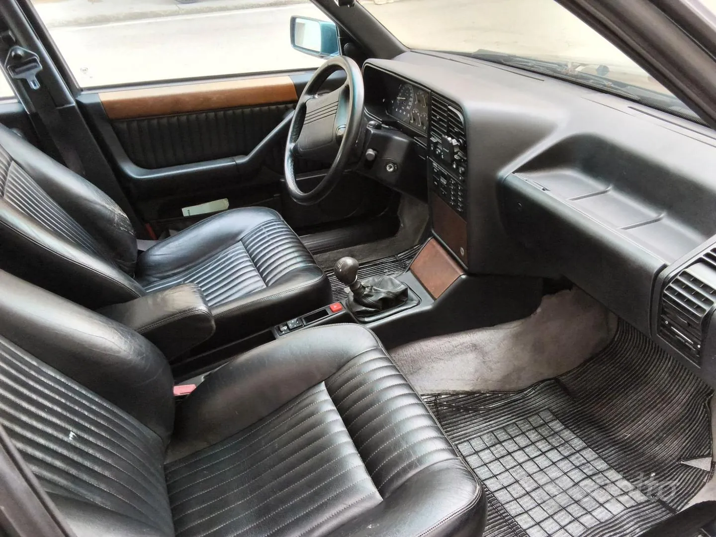 Lancia Thema 1994 photo 4