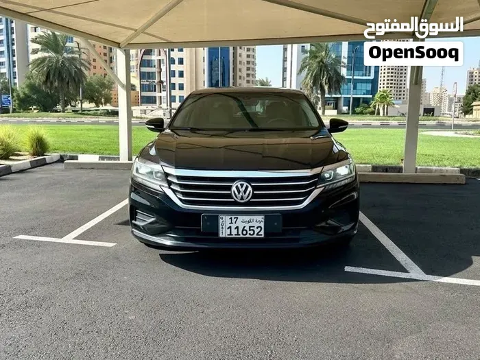 Volkswagen Passat 2020 photo 2