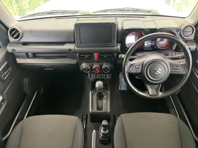 Suzuki Jimny 2024 photo 3