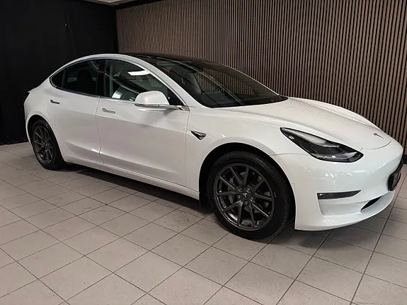Tesla Model 3 2020 photo 3