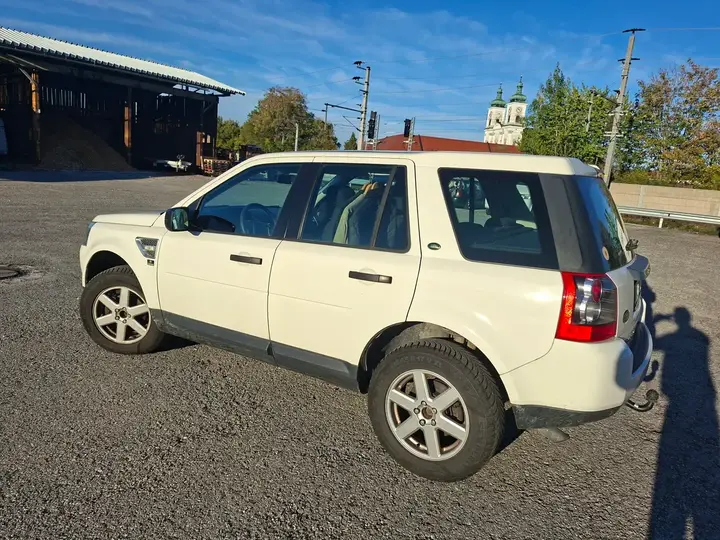 Land Rover Freelander 2