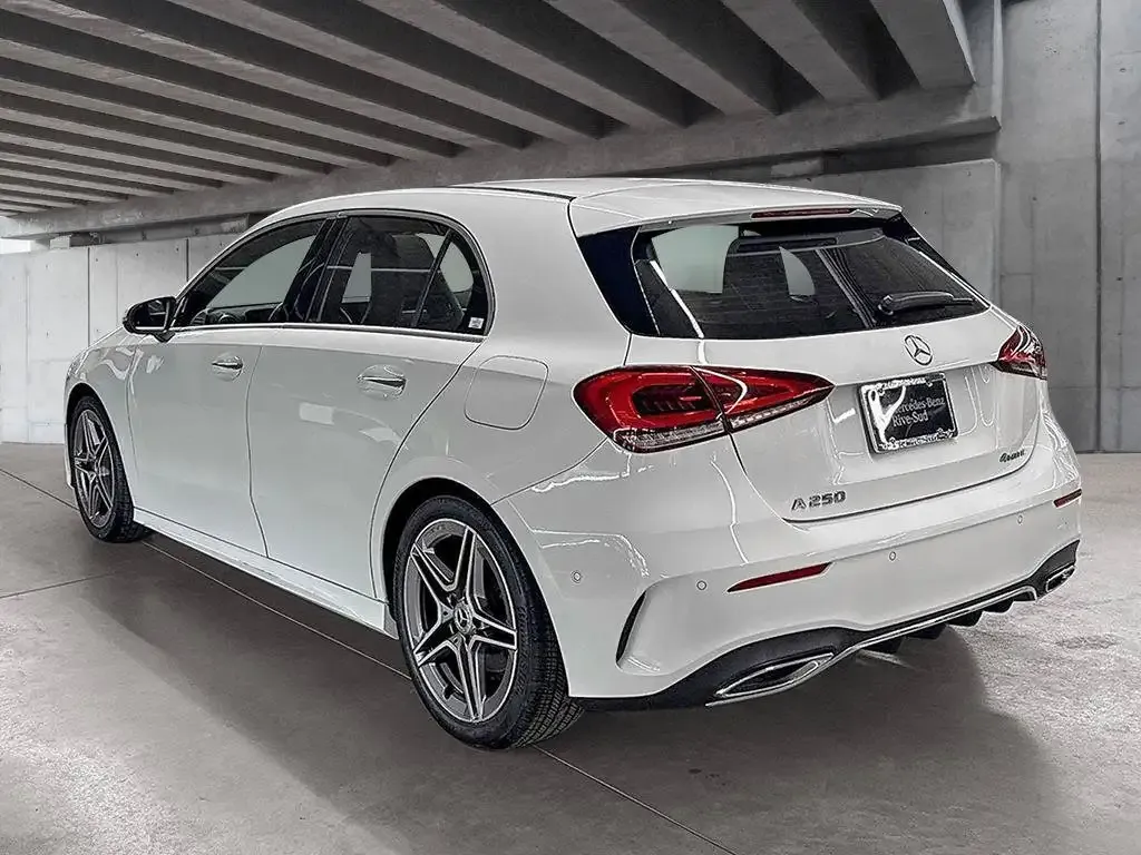 Mercedes-Benz A-Class 2022 photo 3