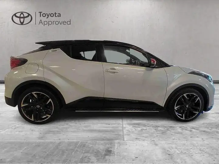 Toyota C-Hr 2022 photo 4