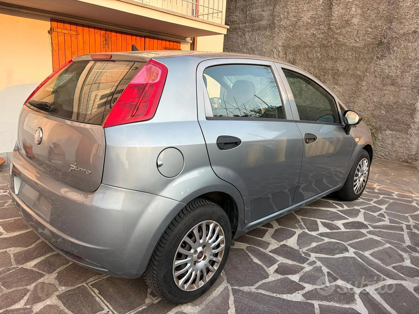 Fiat Punto 2013 photo 3