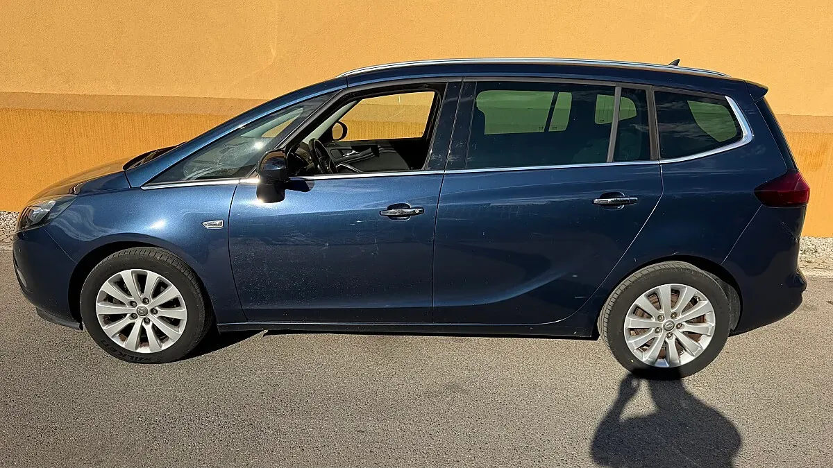 Opel Zafira Tourer 2012 photo 3