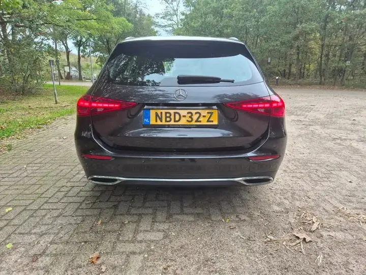 Mercedes-Benz C-Class 2023 photo 3