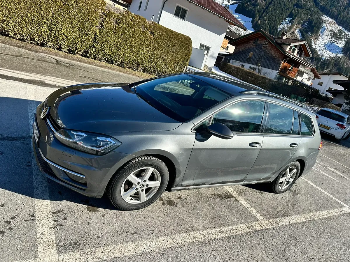 Volkswagen Golf 2018 photo 3