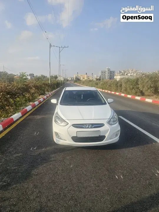 Hyundai Accent 2014 photo 3