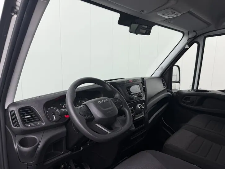 Iveco Daily 2024 photo 3