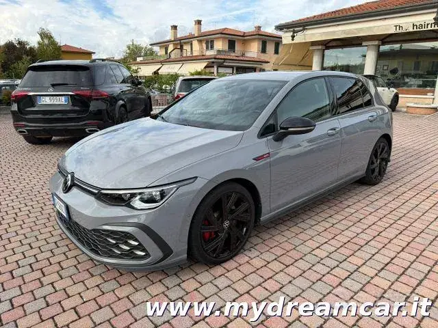 Volkswagen Golf 2022 photo 2