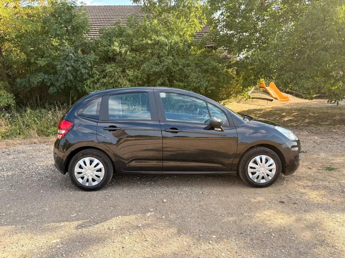 Citroen C3 2010 photo 3