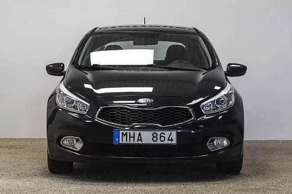 Kia Ceed 2013 photo 4