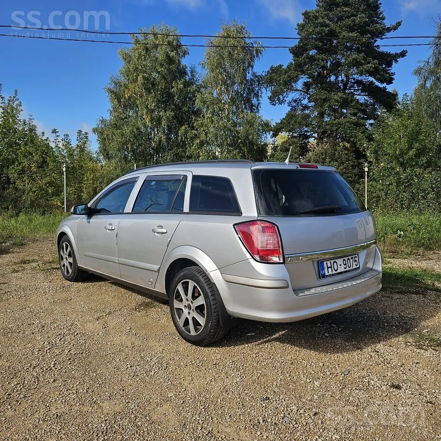 Opel Astra 2008 photo 4