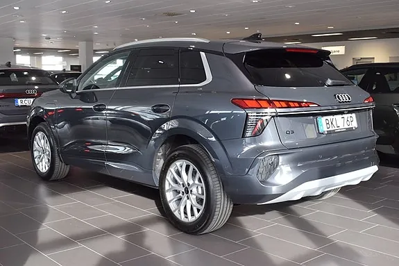 Audi Q3 2026 photo 2