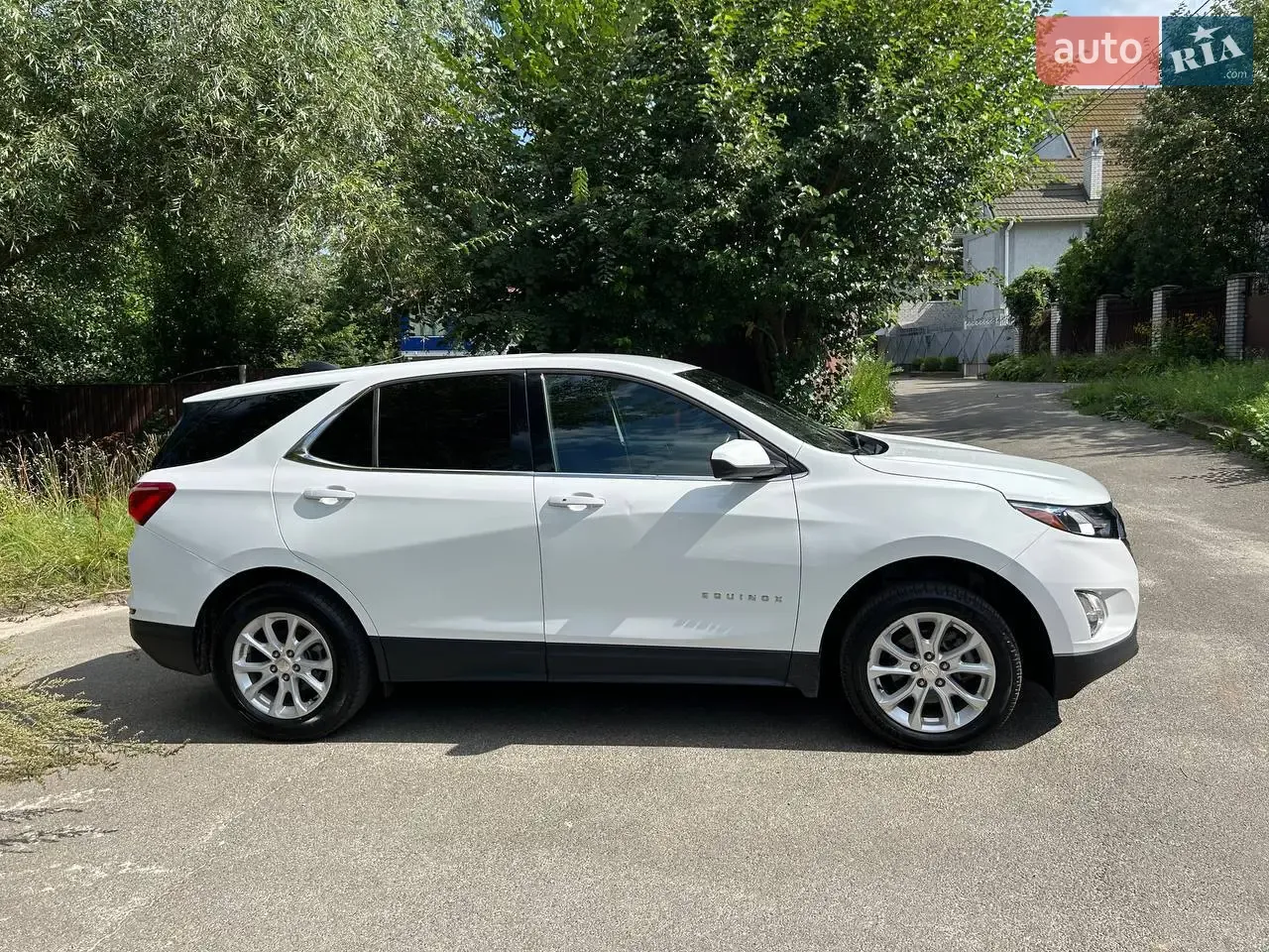 Chevrolet Equinox 2020 photo 2