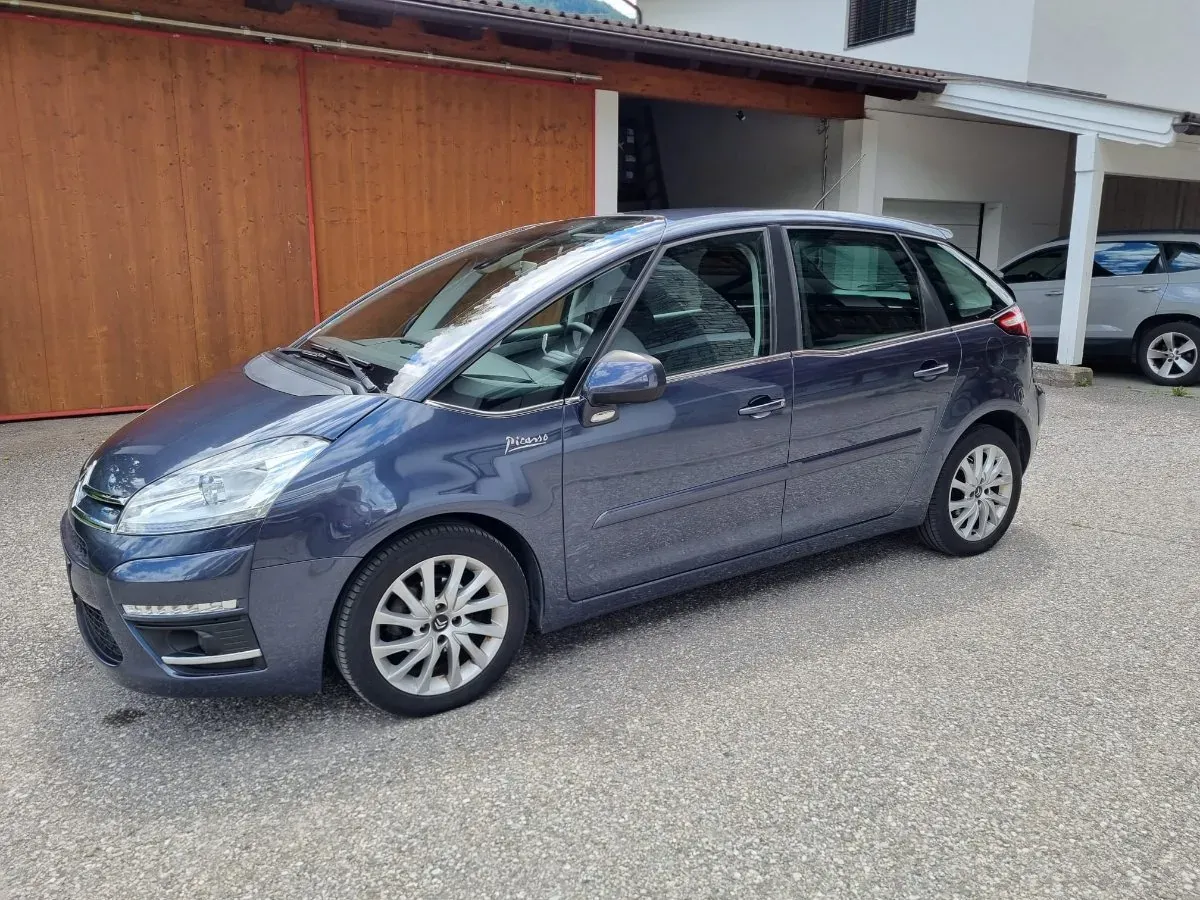 Citroen C4 Picasso 2012 photo 2