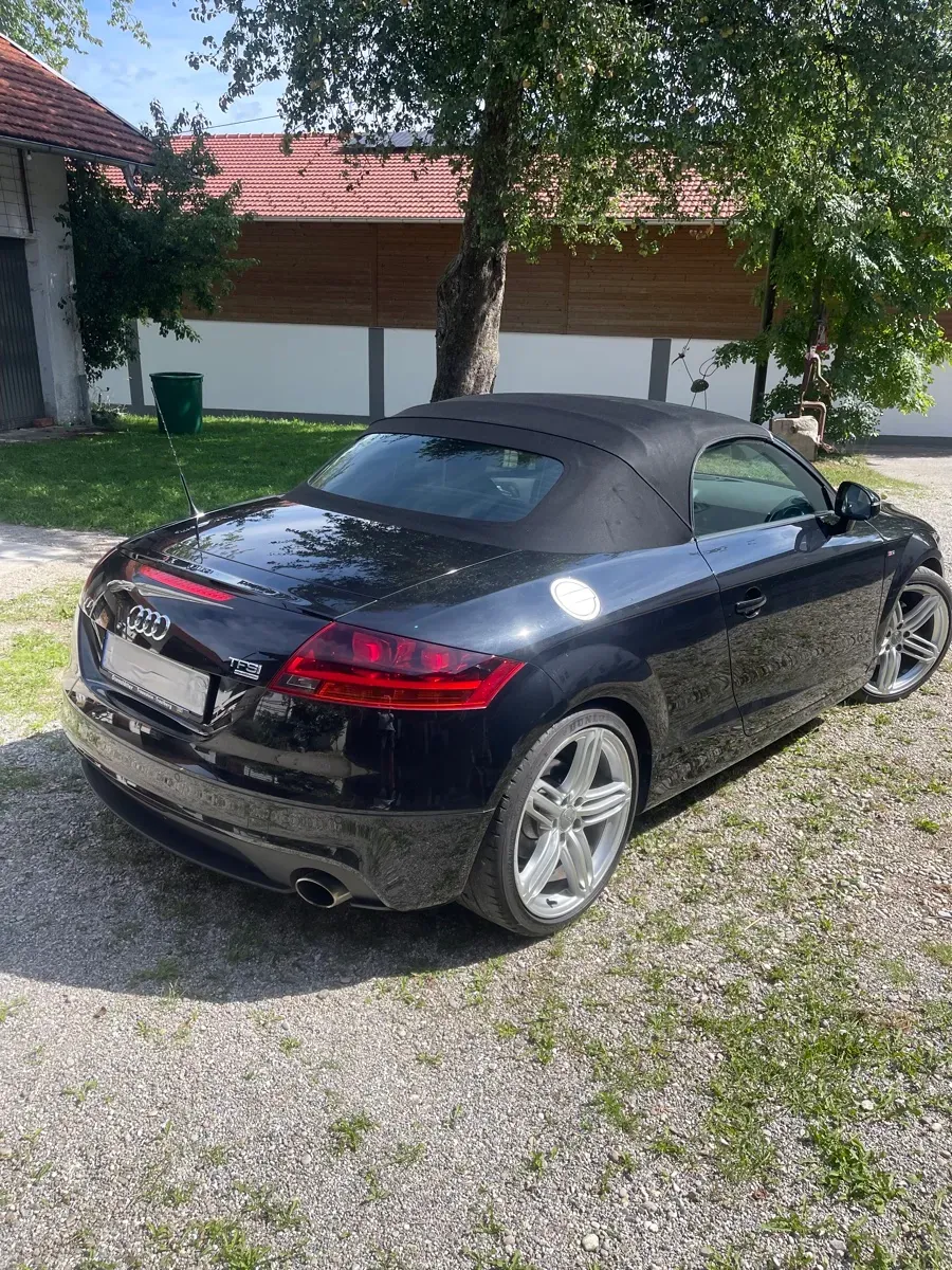 Audi Tt 2014 photo 3