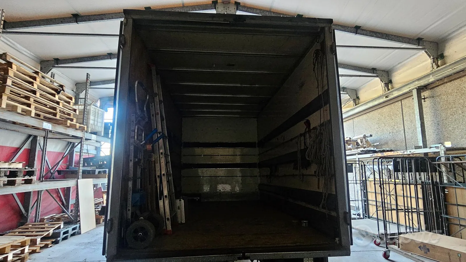 Iveco Daily 2013 photo 5