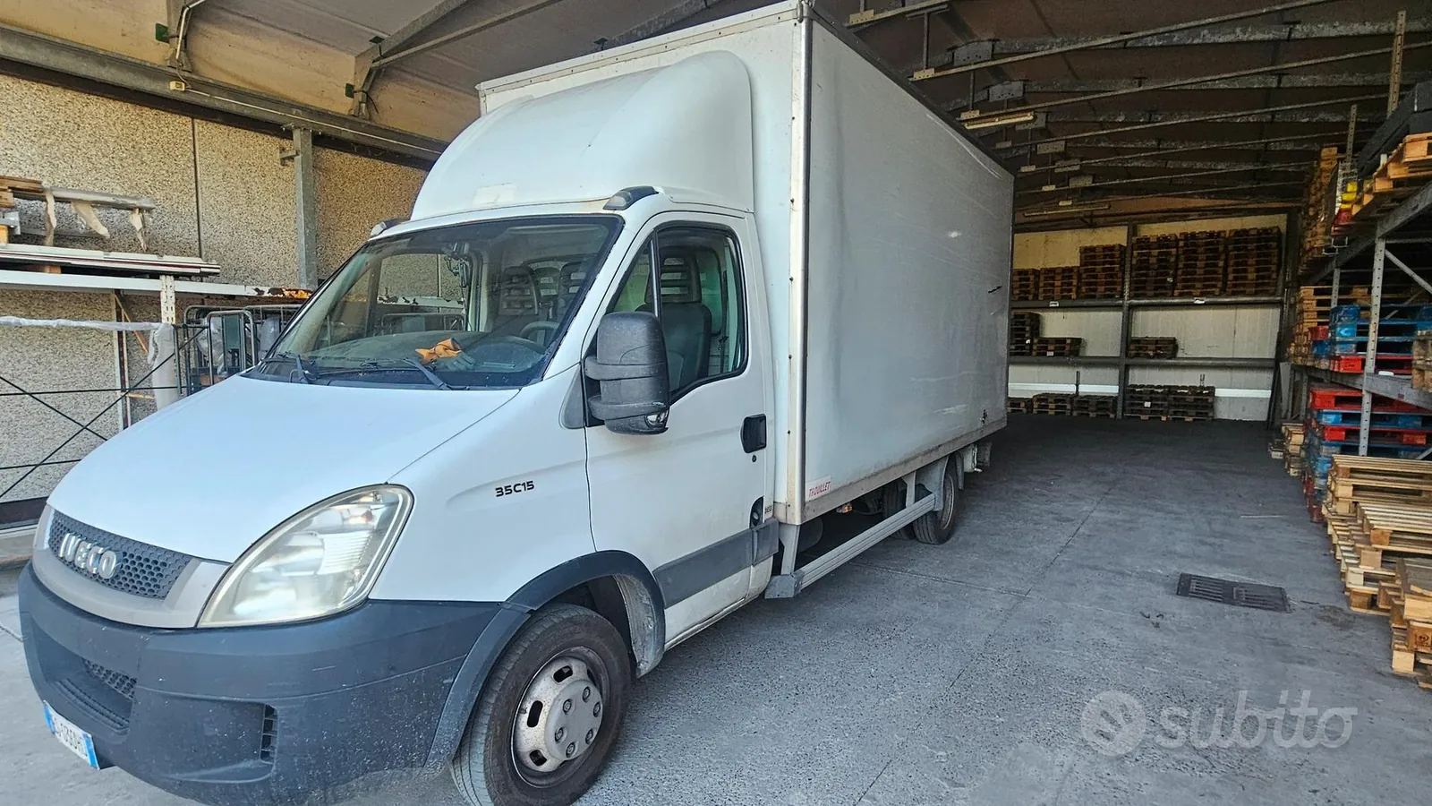 Iveco Daily 2013 photo 3