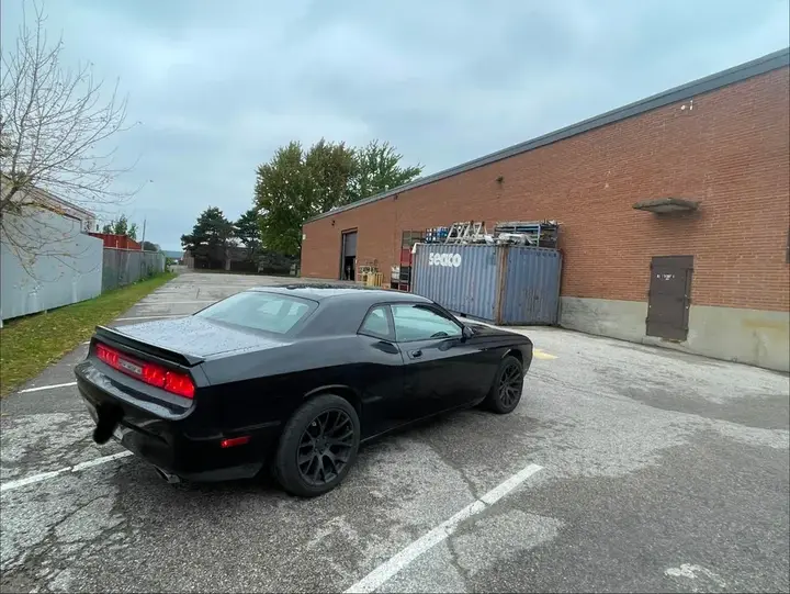 Dodge Challenger 2010 photo 3
