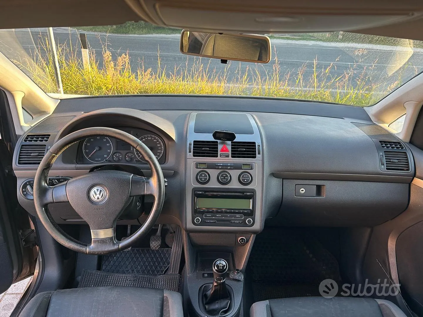 Volkswagen Touran 2008 photo 5