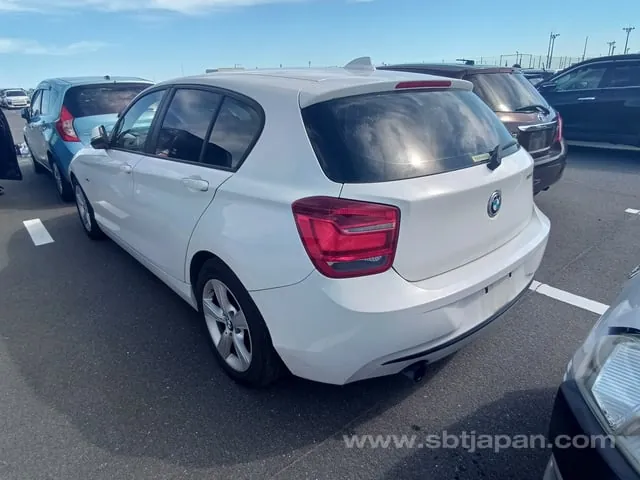 BMW 1 Series 2011 photo 3