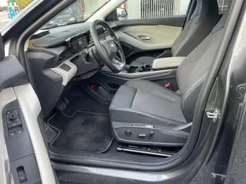 Ford Explorer 2024 photo 3