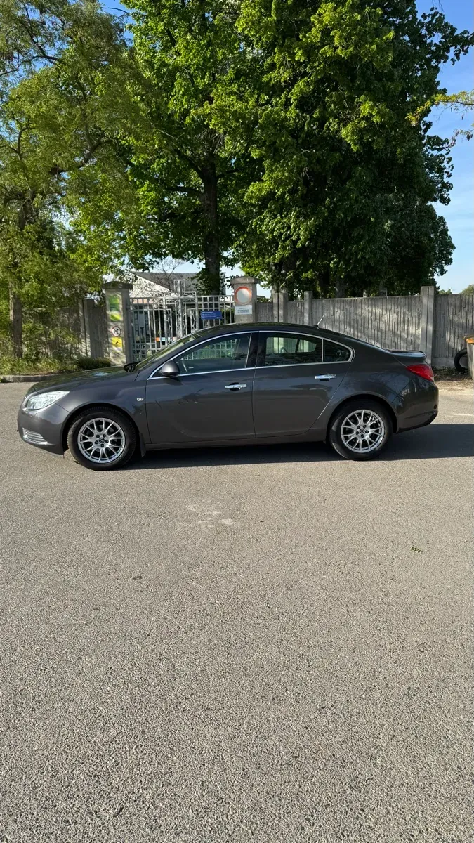 Opel Insignia 2009 photo 3