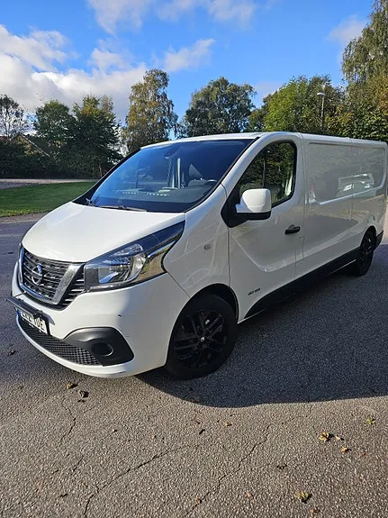 Nissan Nv300
