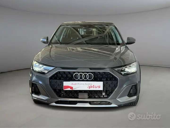 Audi A1 2023 photo 2