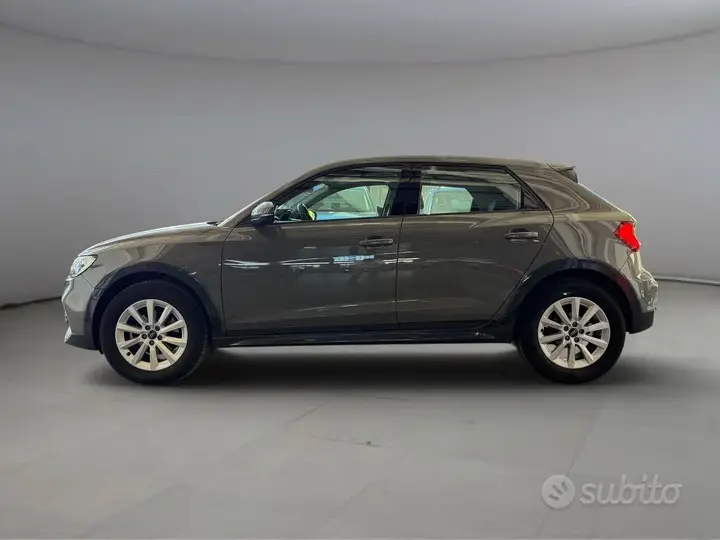 Audi A1 2023 photo 3