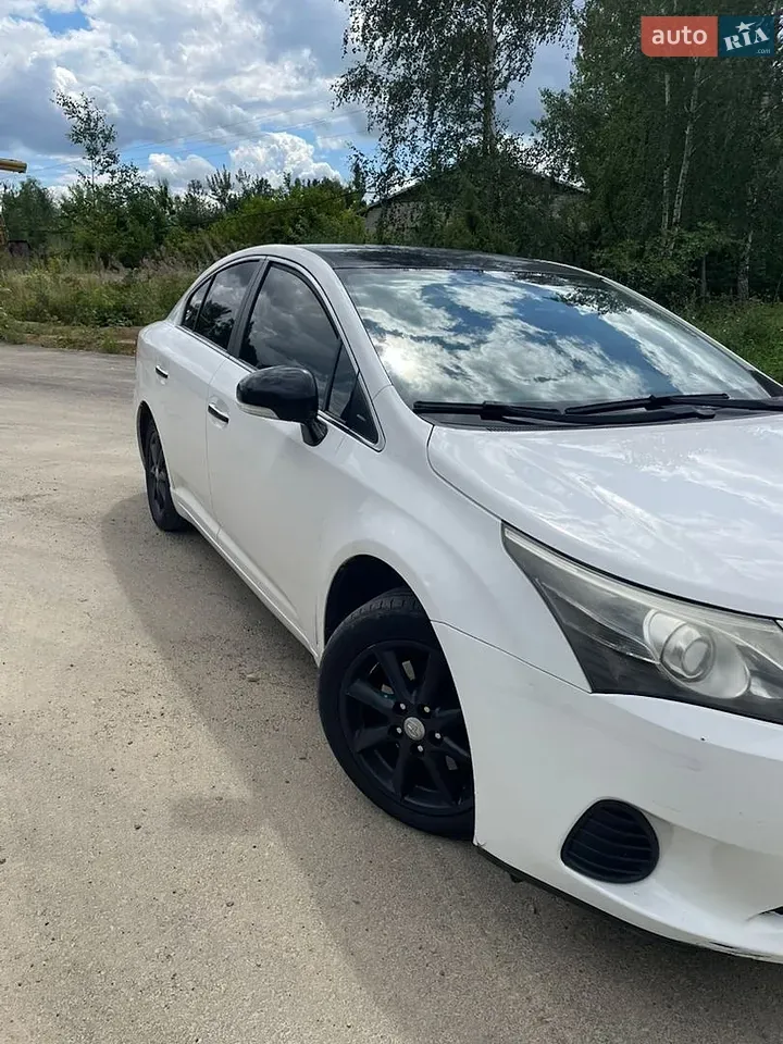 Toyota Avensis 2012 photo 3