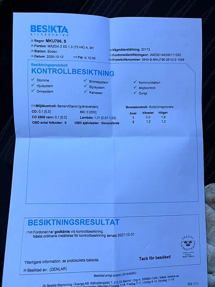 Mazda 2 2008 photo 2