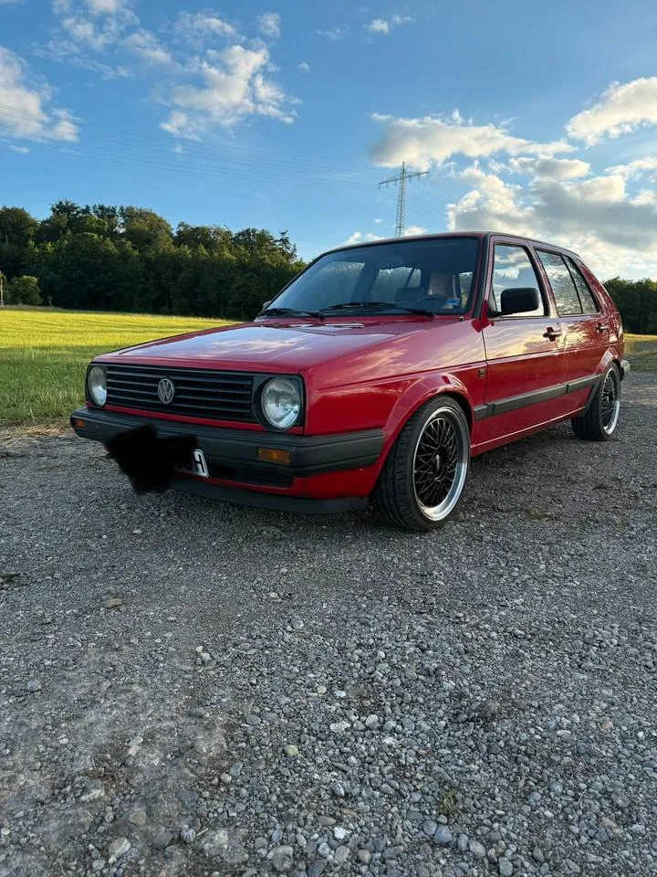 Volkswagen Golf 2
