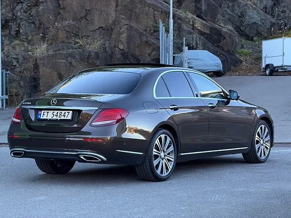 Mercedes-Benz E-Class 2017 photo 4