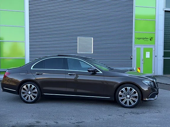 Mercedes-Benz E-Class 2017 photo 3