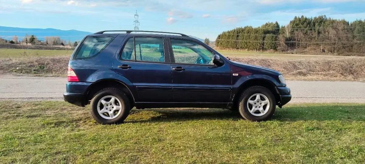 Mercedes-Benz M-Class