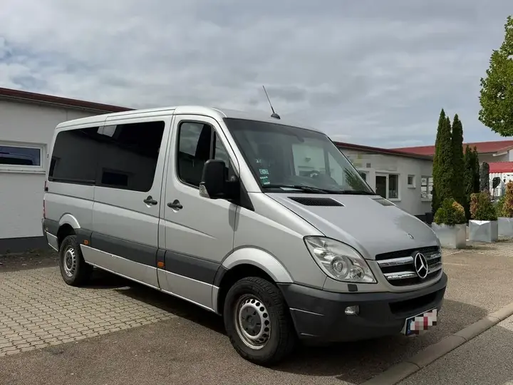 Mercedes-Benz Sprinter 318