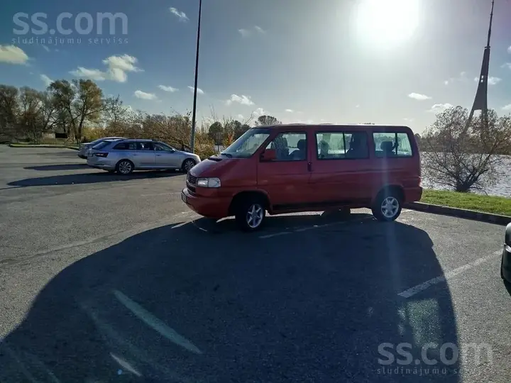 Volkswagen Multivan 1997 photo 2