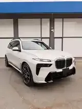 BMW X7 2024 photo 2
