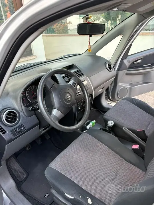 Suzuki Sx4 2008 photo 4