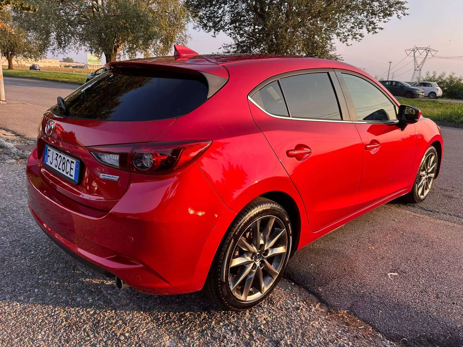 Mazda 3 2017 photo 4